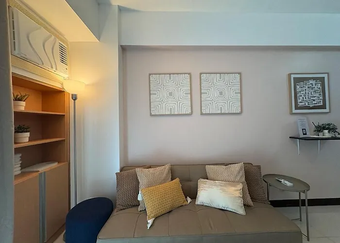 Warm & Minimalist 1br At Two Palm, Newport, T3 * Manila
